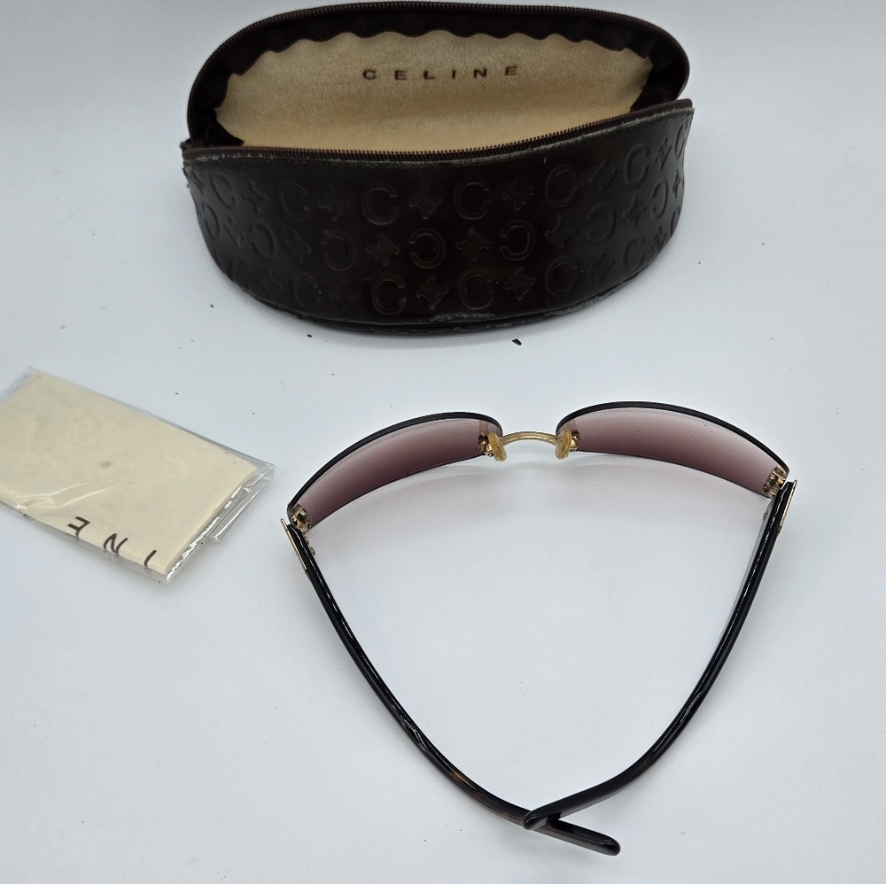 SCE1 - CELINE Sunglasses SC1092 Lens: Brown Frame: Tortoise Brown - Picture 11 of 11
